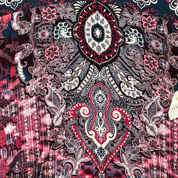 Farmers Market Abstract Print Sharkbite Abstract Hem Shirt Plus Size 3X Artsy - Picture 2 of 6